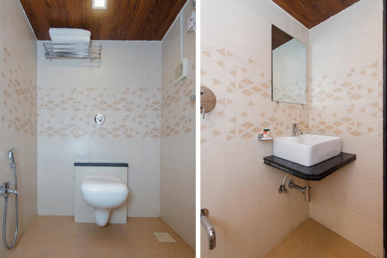 Oyo 13857 Hotel Imperial Umele ภายนอก รูปภาพ